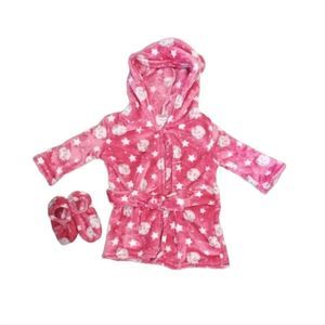 Like new little baby robe & slippers